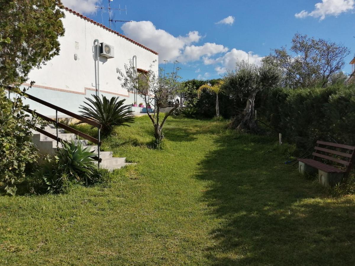 Casa Vacanze Daisy Trappeto  Luaran gambar